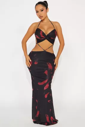 Erin Backless Mesh Maxi Dress - Black/Red